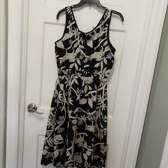 NWT Talbots Tropical Panther Tipped Fit & Flare Dress, Size 6P Ret. $149 - Picture 7 of 9